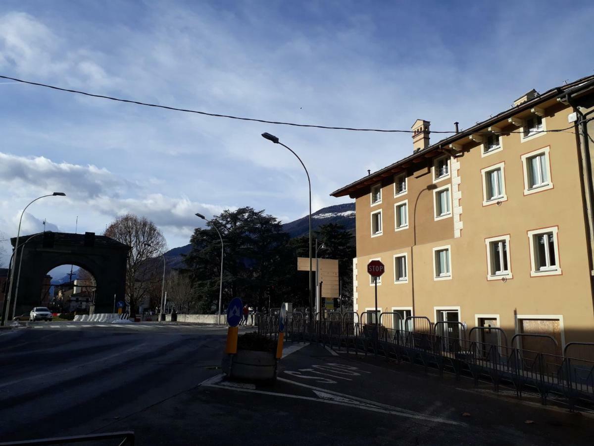 Aosta Romana Case Vacanza Buitenkant foto